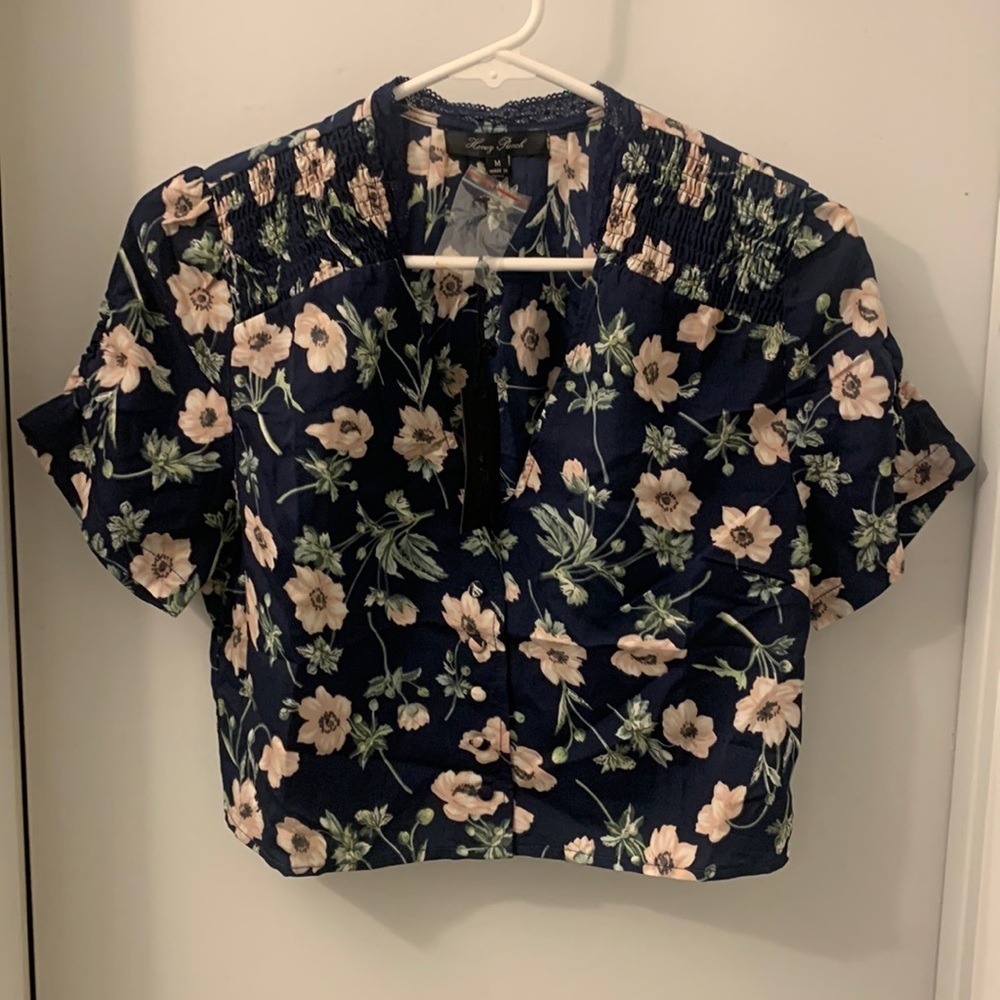 honey punch top medium navy blue multicolor floral cropped blouse new tags